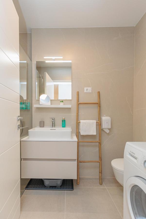 Borik Holiday Apartments 扎达尔 外观 照片